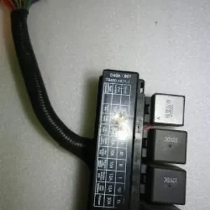 Günstig Relaisbox mit Sicherungskasten 2 Kabelstecker TB